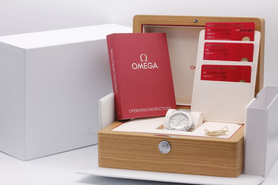 Omega Seamaster Diver 300m 210.30.42.20.06.002